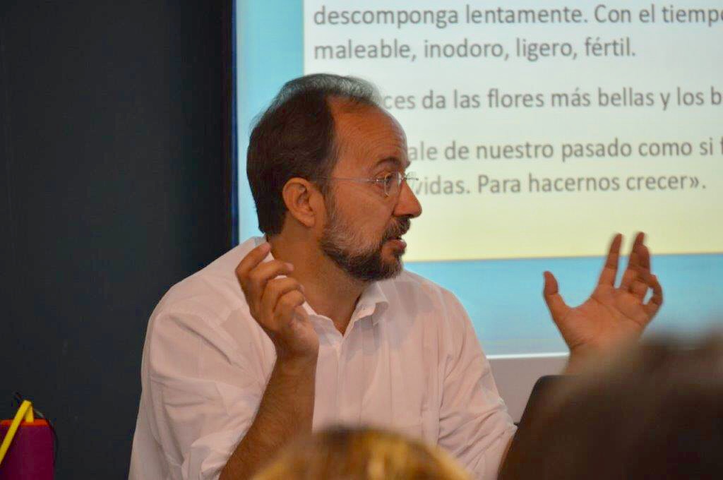José Carlos Bermejo propone humanizar la teología del dolor y de la salud