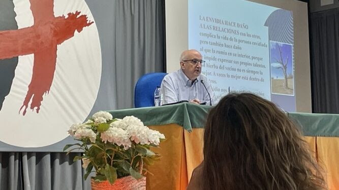 El prof. Luciano Sandrin estará en San Camilo