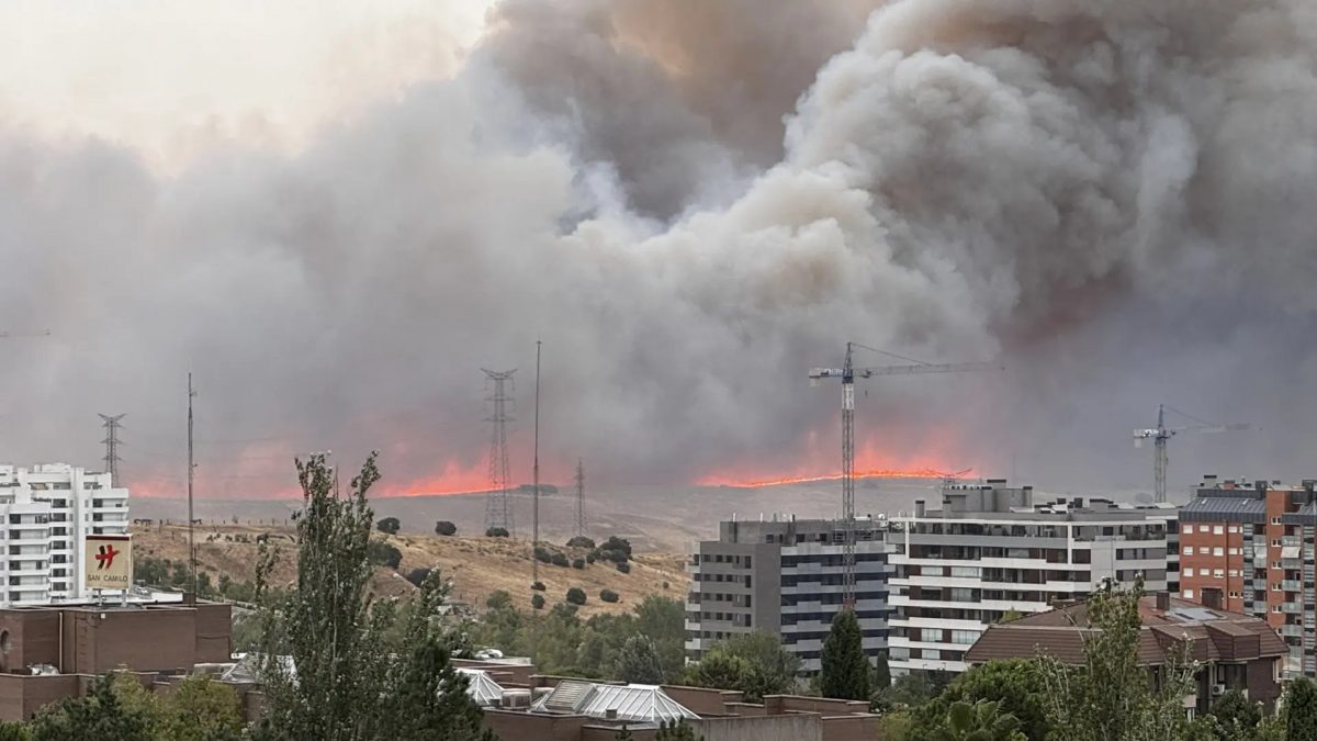 Normalidad en San Camilo tras incendio Tres Cantos